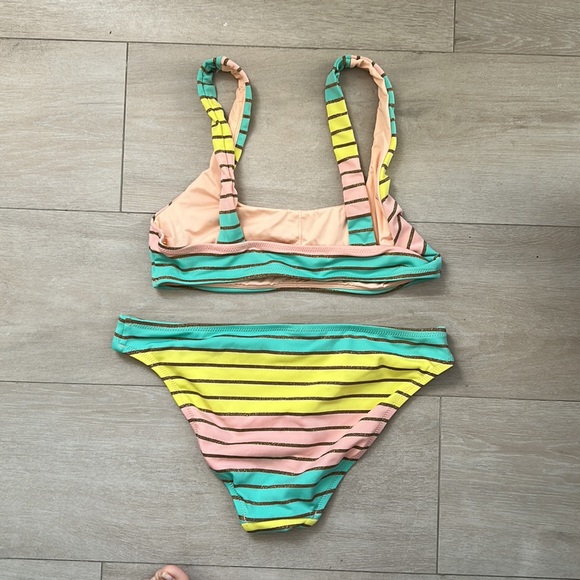 Colorful Bikini Set - Picture 3 of 4